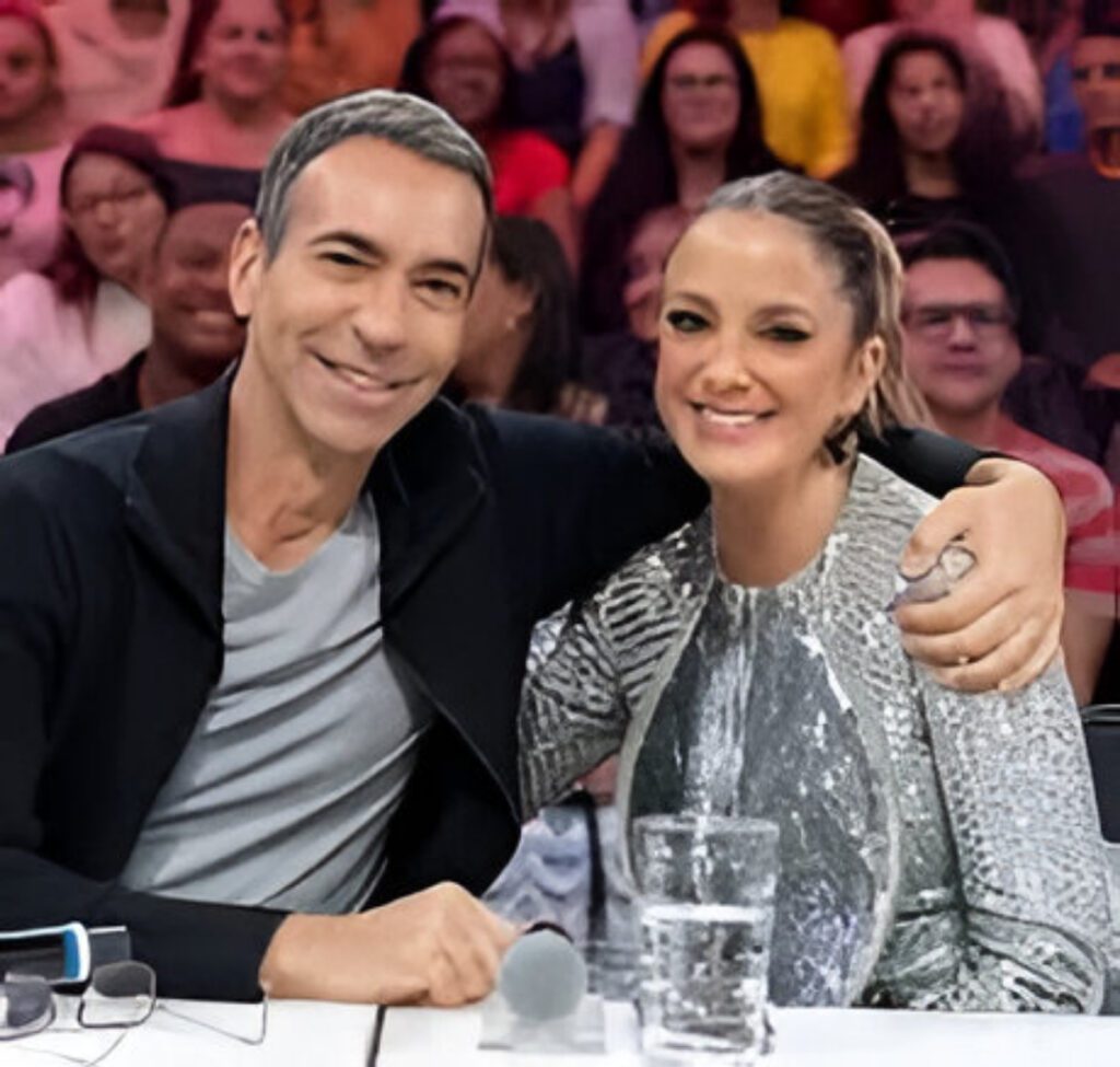 Ticiane Pinheiro sorri durante gravação e vira assunto após comentário de Fábio Porchat